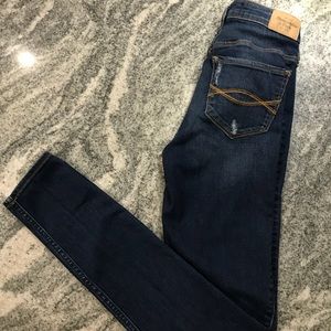 Abercrombie distressed skinny dark wash denim